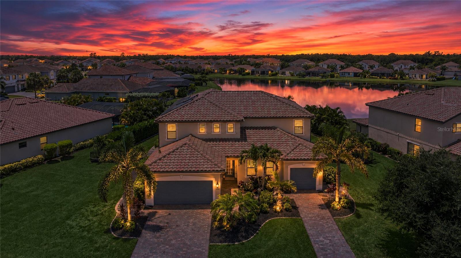 Photo of 13510 SAW PALM CREEK TRAIL BRADENTON FL 34211