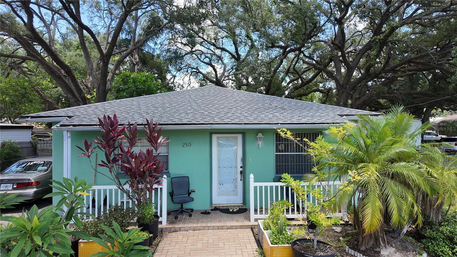 Photo of 2515 W POWHATAN AVENUE TAMPA FL 33614