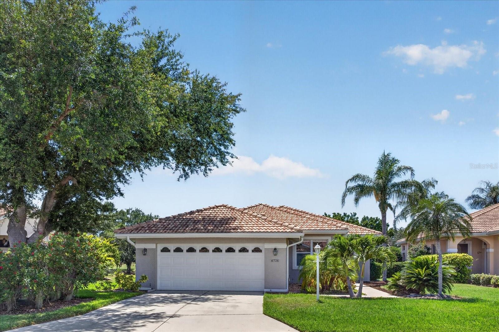Photo of 6726 HICKORY HAMMOCK CIRCLE BRADENTON FL 34202
