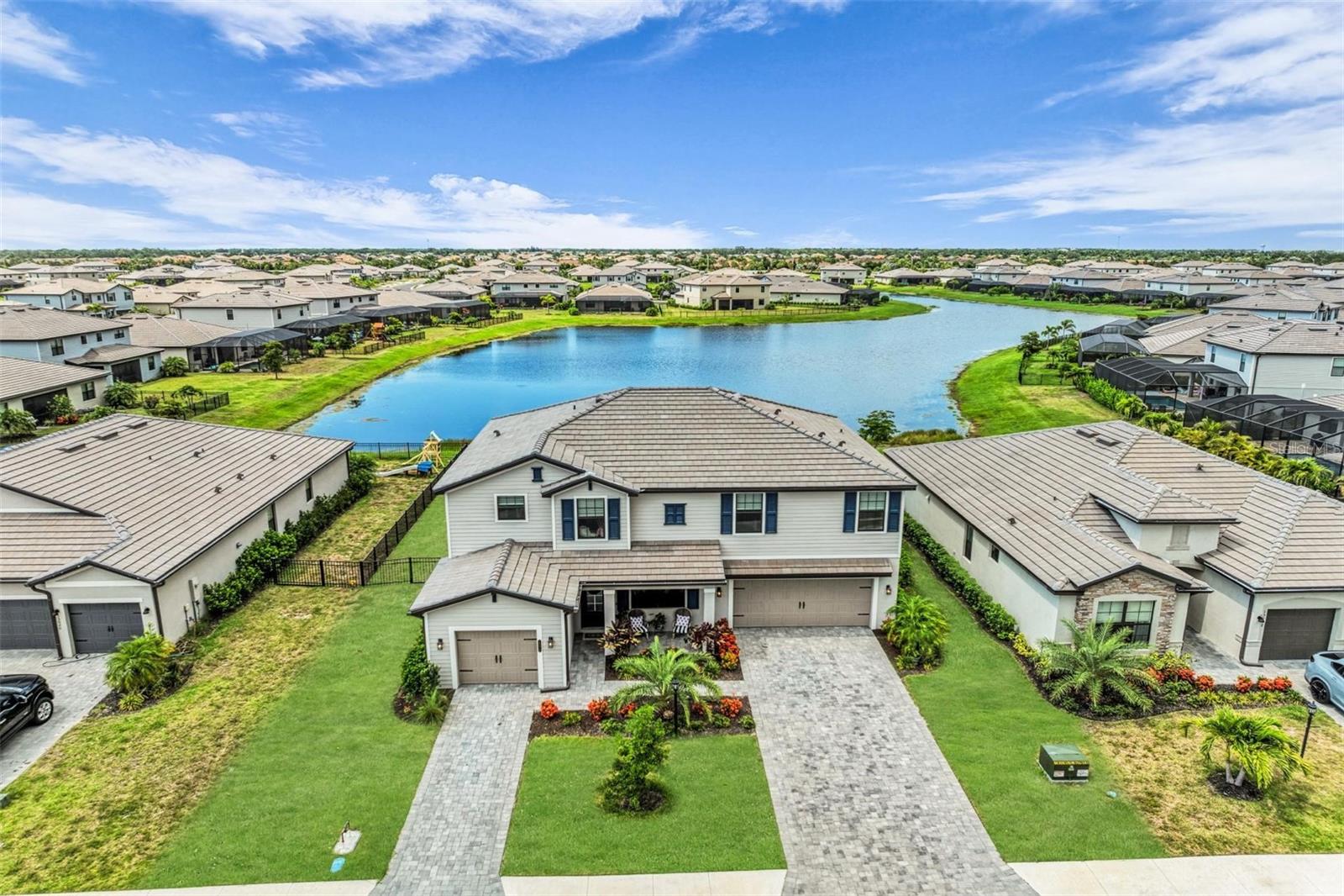 Photo of 15016 SEA SALT WAY LAKEWOOD RANCH FL 34211