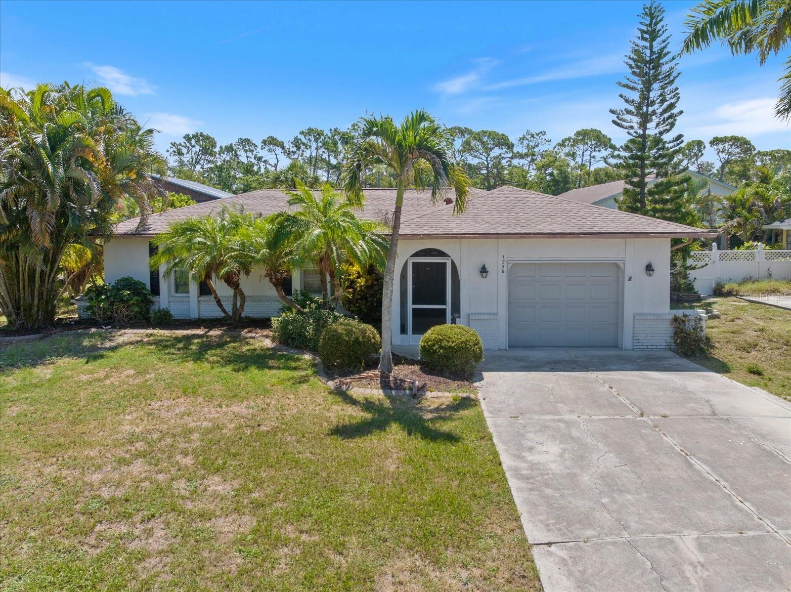 Photo of 1236 GAYLE AVE NOKOMIS FL 34275