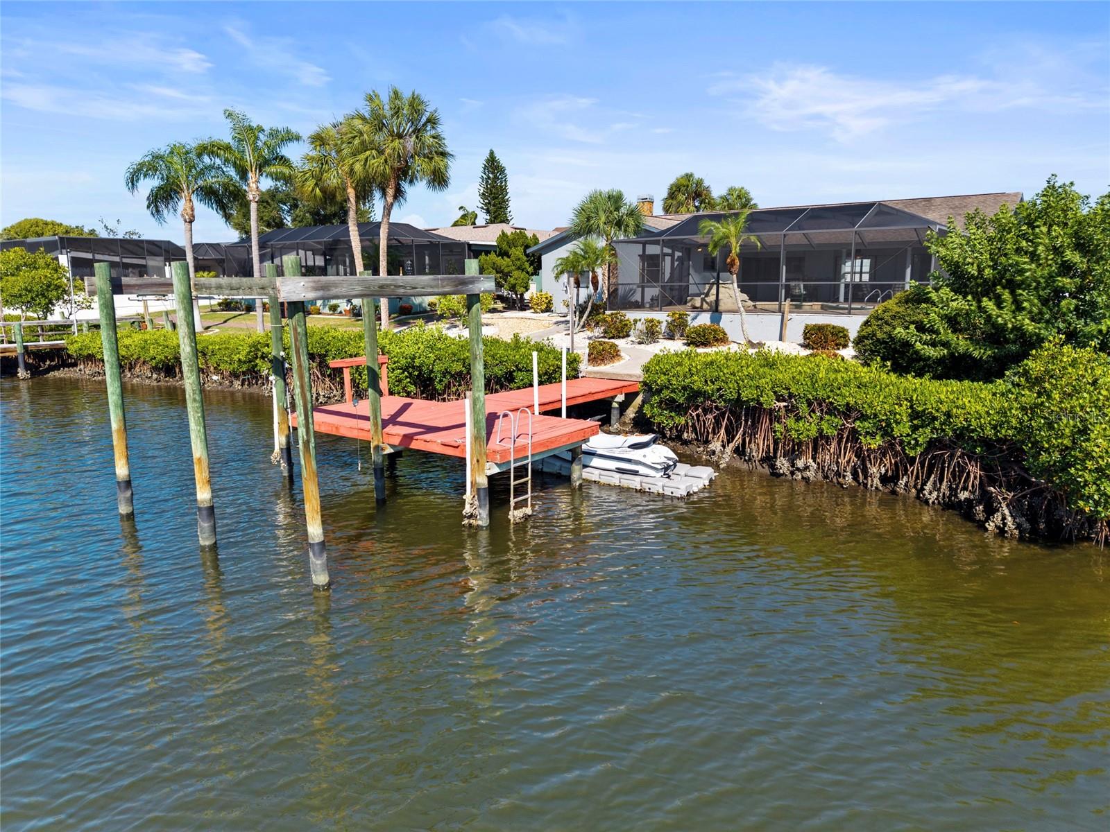 Photo of 921 BIRDIE WAY APOLLO BEACH FL 33572