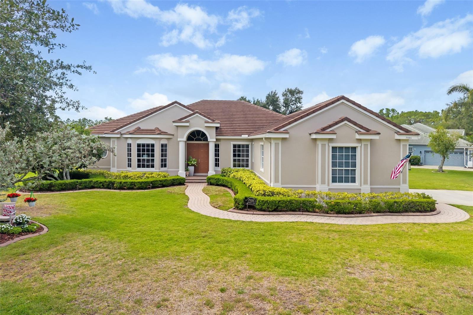 Photo of 7505 COVENTRY COURT BRADENTON FL 34202