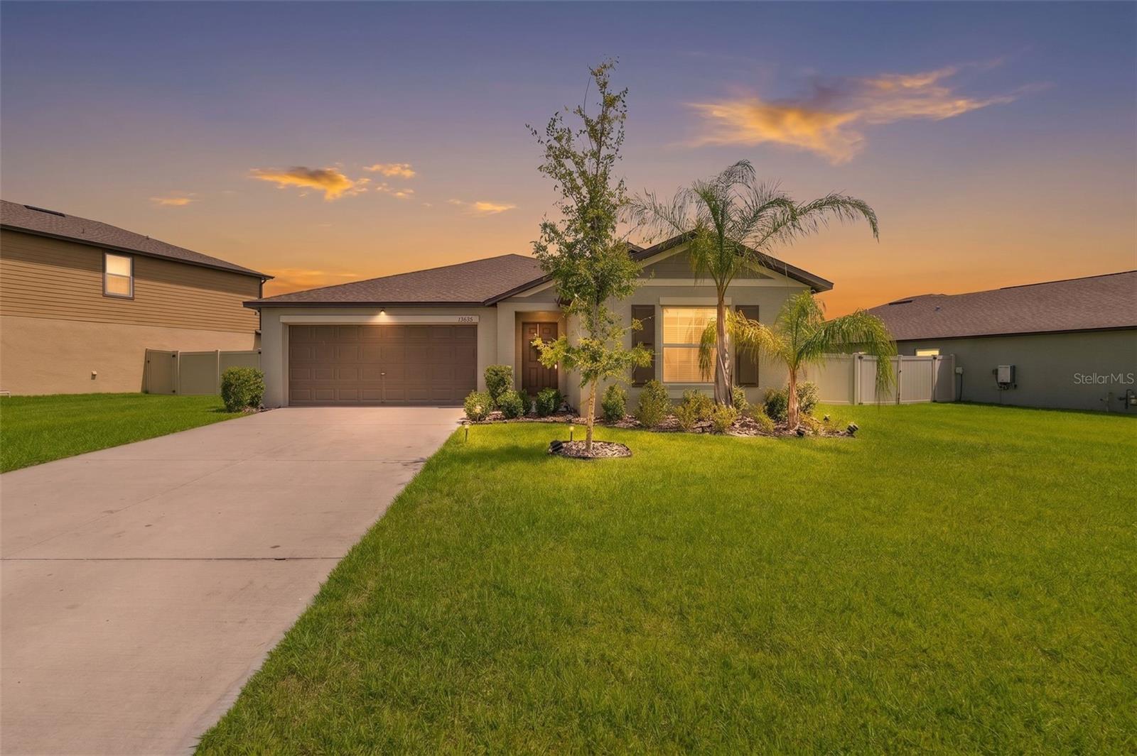 Photo of 13608 SUNSET SAPPHIRE COURT PARRISH FL 34219