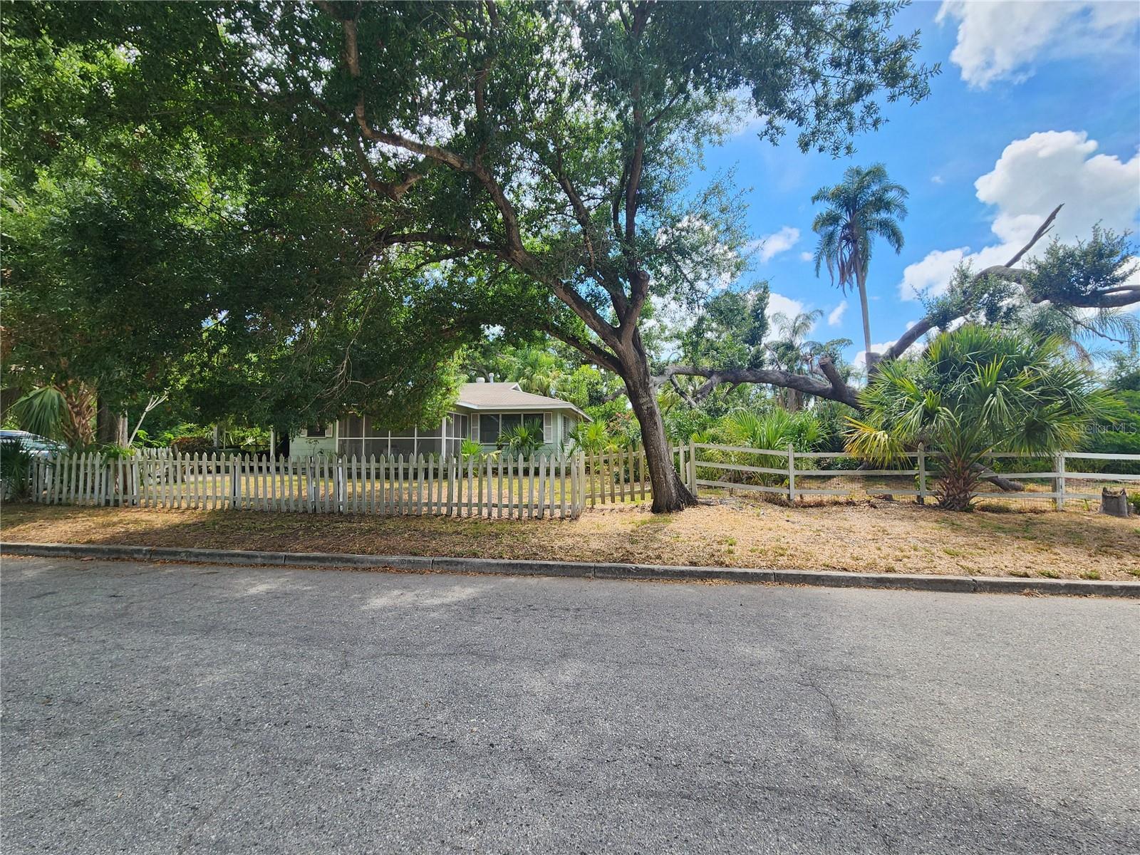 Photo of 1208 28TH STREET BRADENTON FL 34205