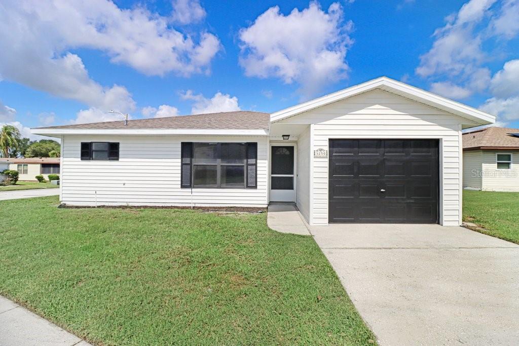 Photo of 3250 PEBBLE BEND DRIVE LAKELAND FL 33810