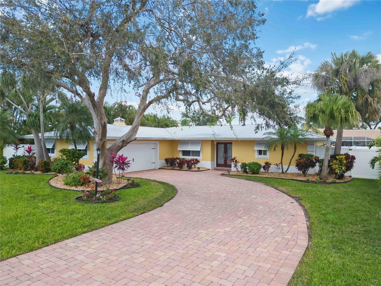 Photo of 6711 AVENUE C SARASOTA FL 34231