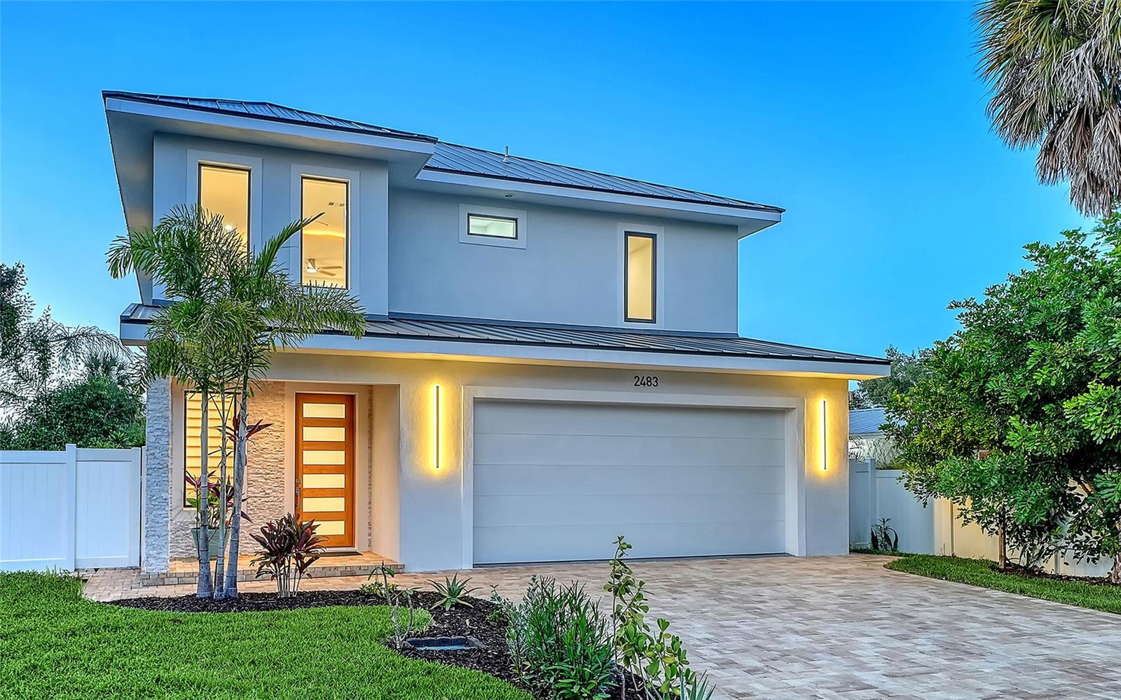 Photo of 2483 BAY STREET SARASOTA FL 34237