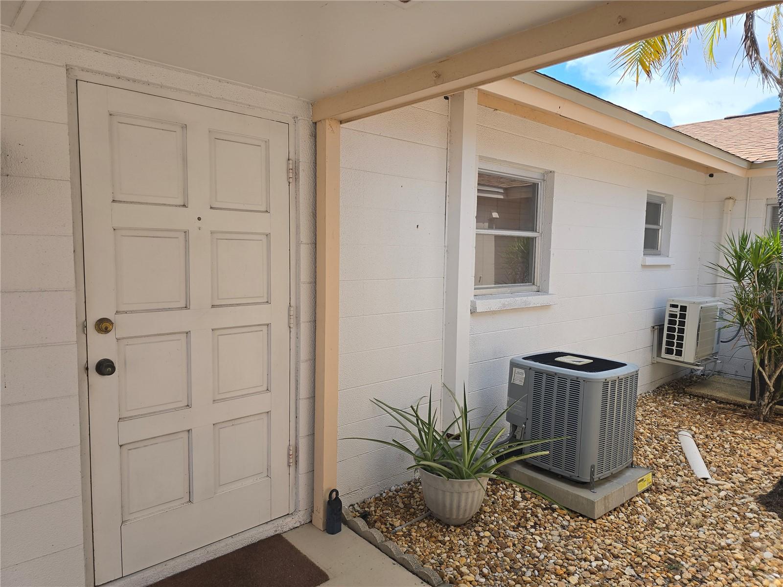 Photo of 5064 LIVE OAK CIR #5064 BRADENTON FL 34207