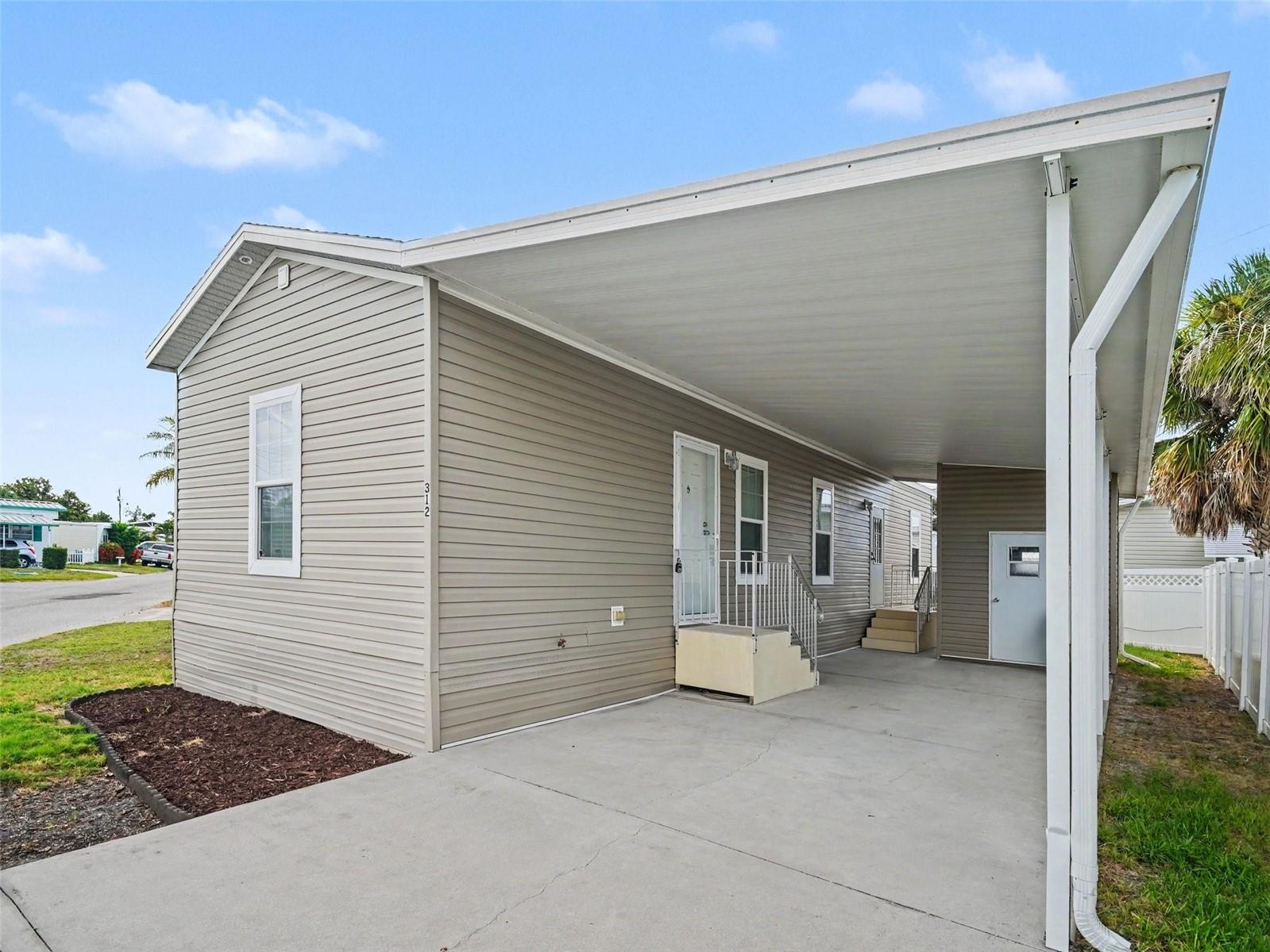 Photo of 312 52ND AVENUE BRADENTON FL 34207