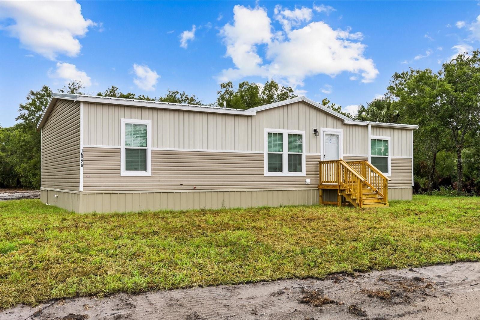 Photo of 16226 NW 254TH STREET OKEECHOBEE FL 34972