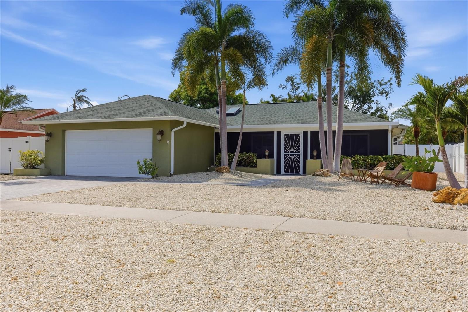 Photo of 1833 OAK VIEW DRIVE SARASOTA FL 34232