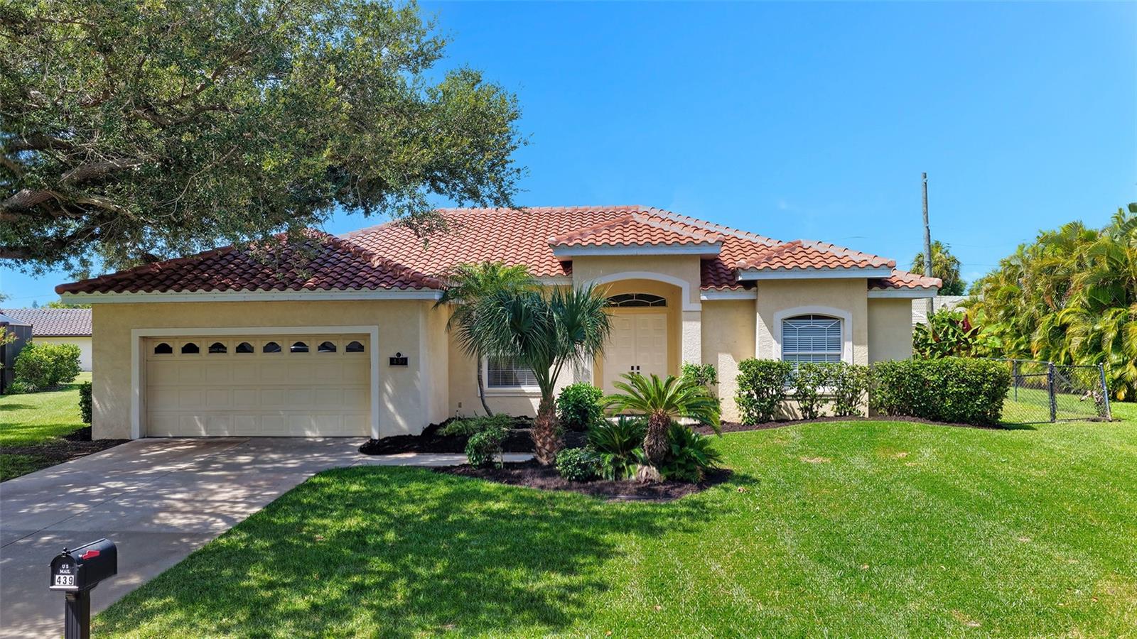 Photo of 439 E ROSSETTI DRIVE NOKOMIS FL 34275