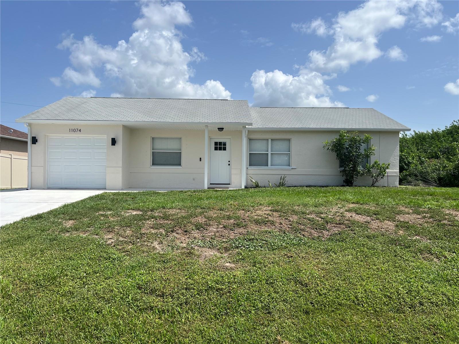 Photo of 11074 CARNEGIE AVENUE ENGLEWOOD FL 34224