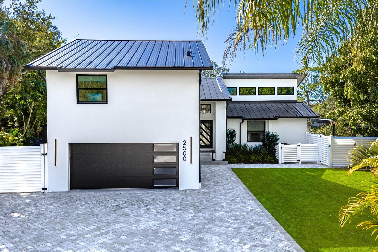 Photo of 2500 MONTEREY STREET SARASOTA FL 34231