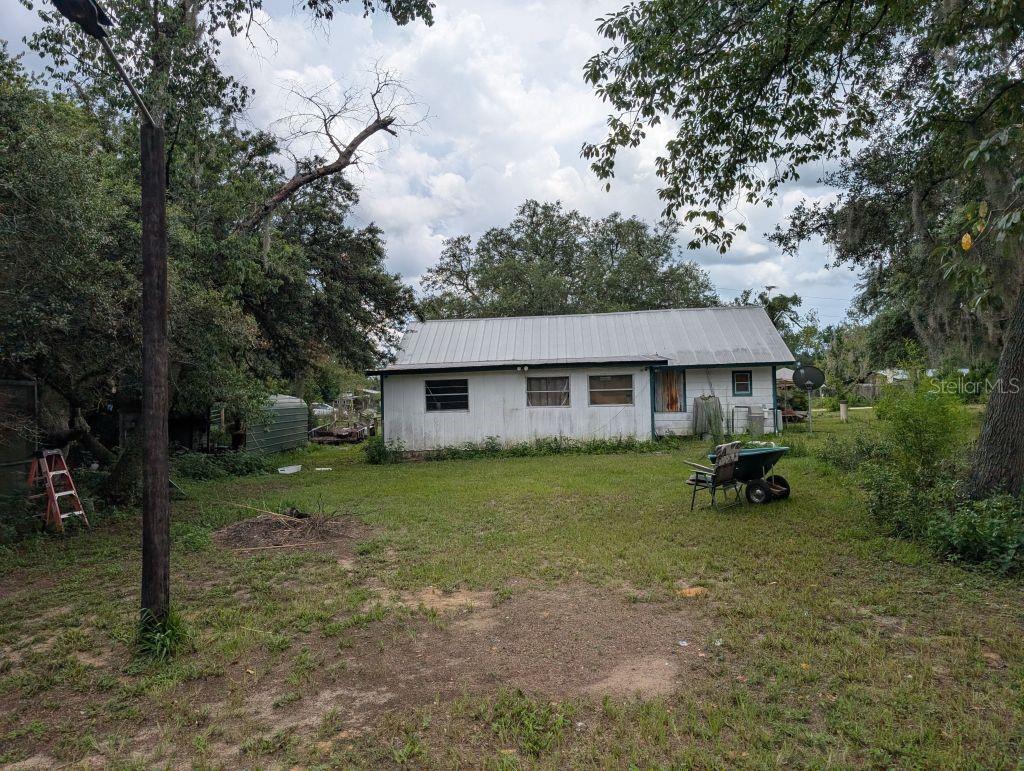 Photo of 20877 SE 143RD PLACE UMATILLA FL 32784