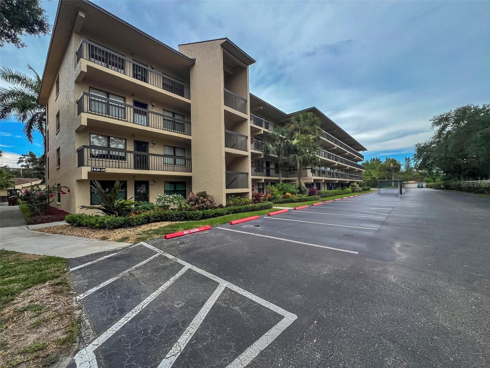 Photo of 625 30TH AVENUE #G402 BRADENTON FL 34205