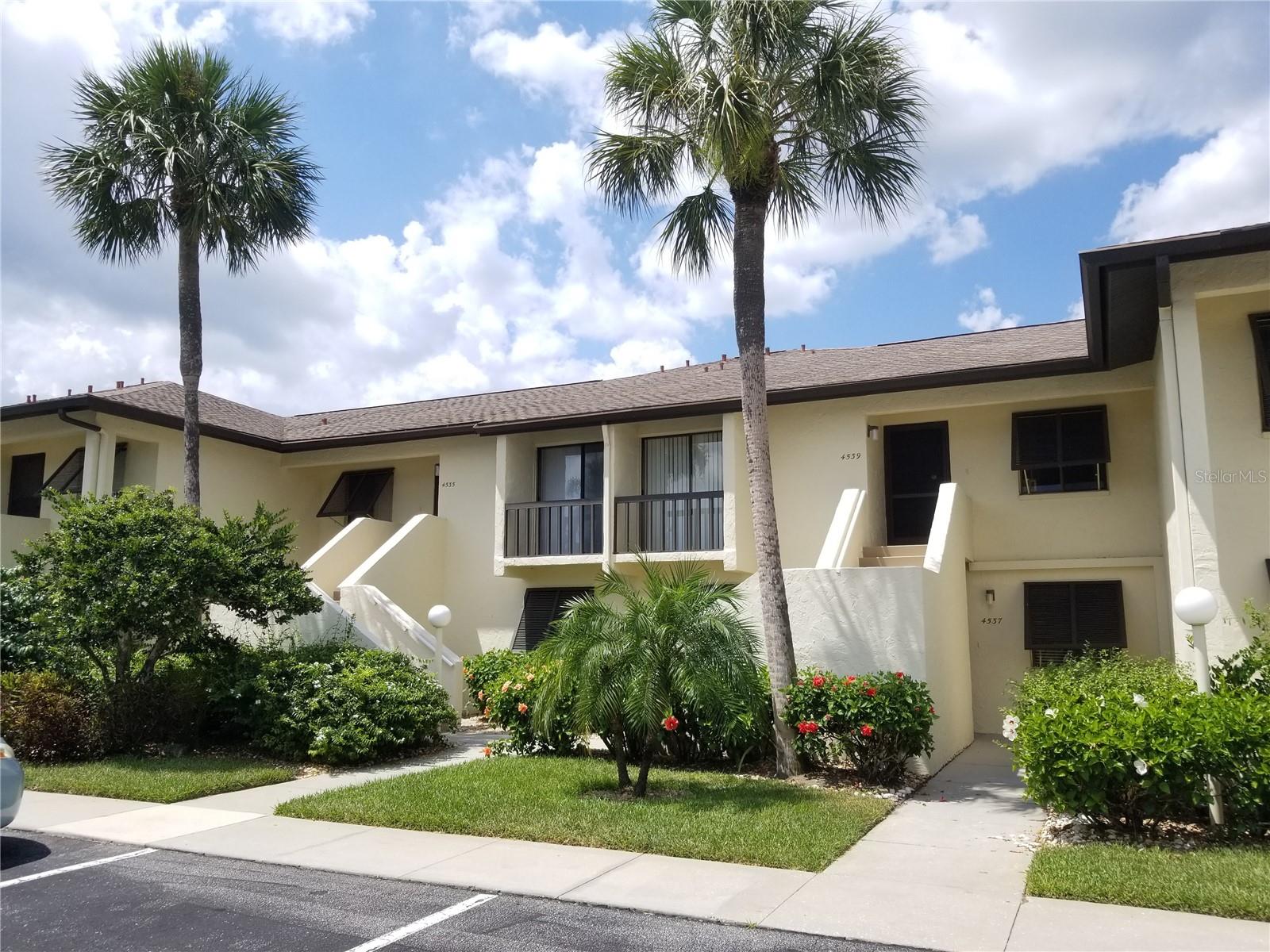 Photo of 4535 LONGWATER CHASE #18 SARASOTA FL 34235