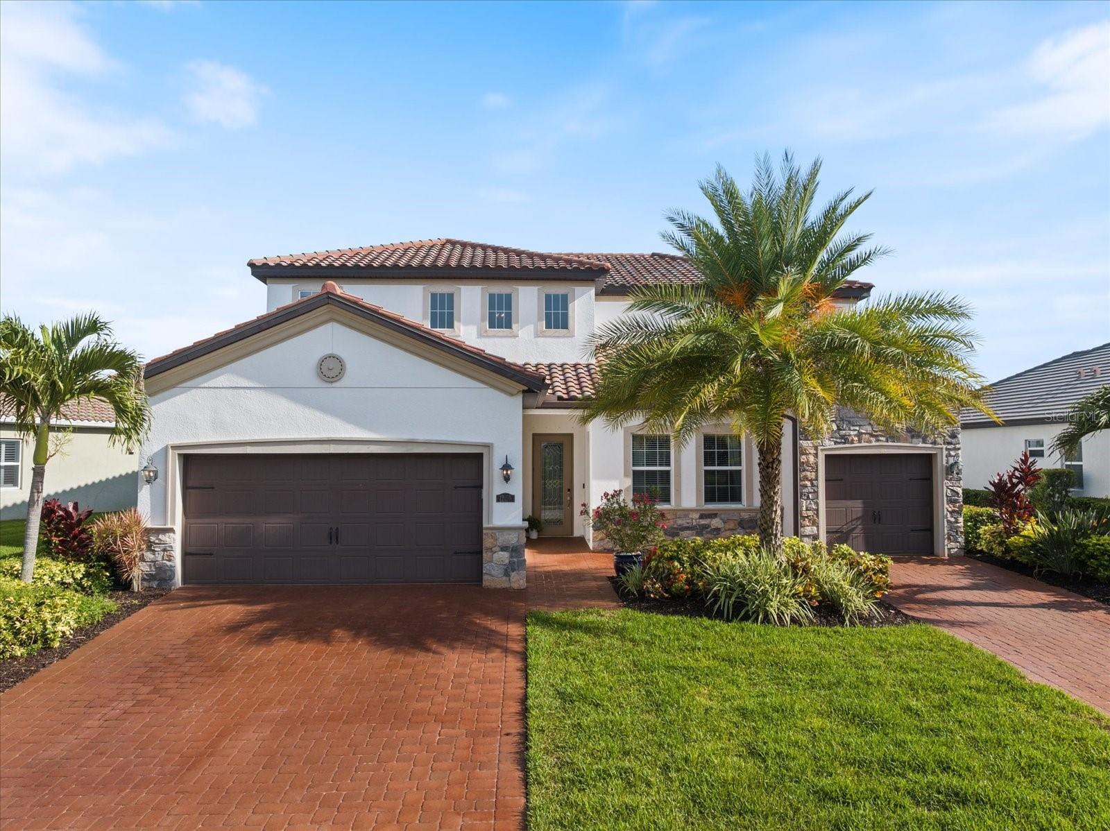 Photo of 12120 GANNETT PLACE LAKEWOOD RANCH FL 34211