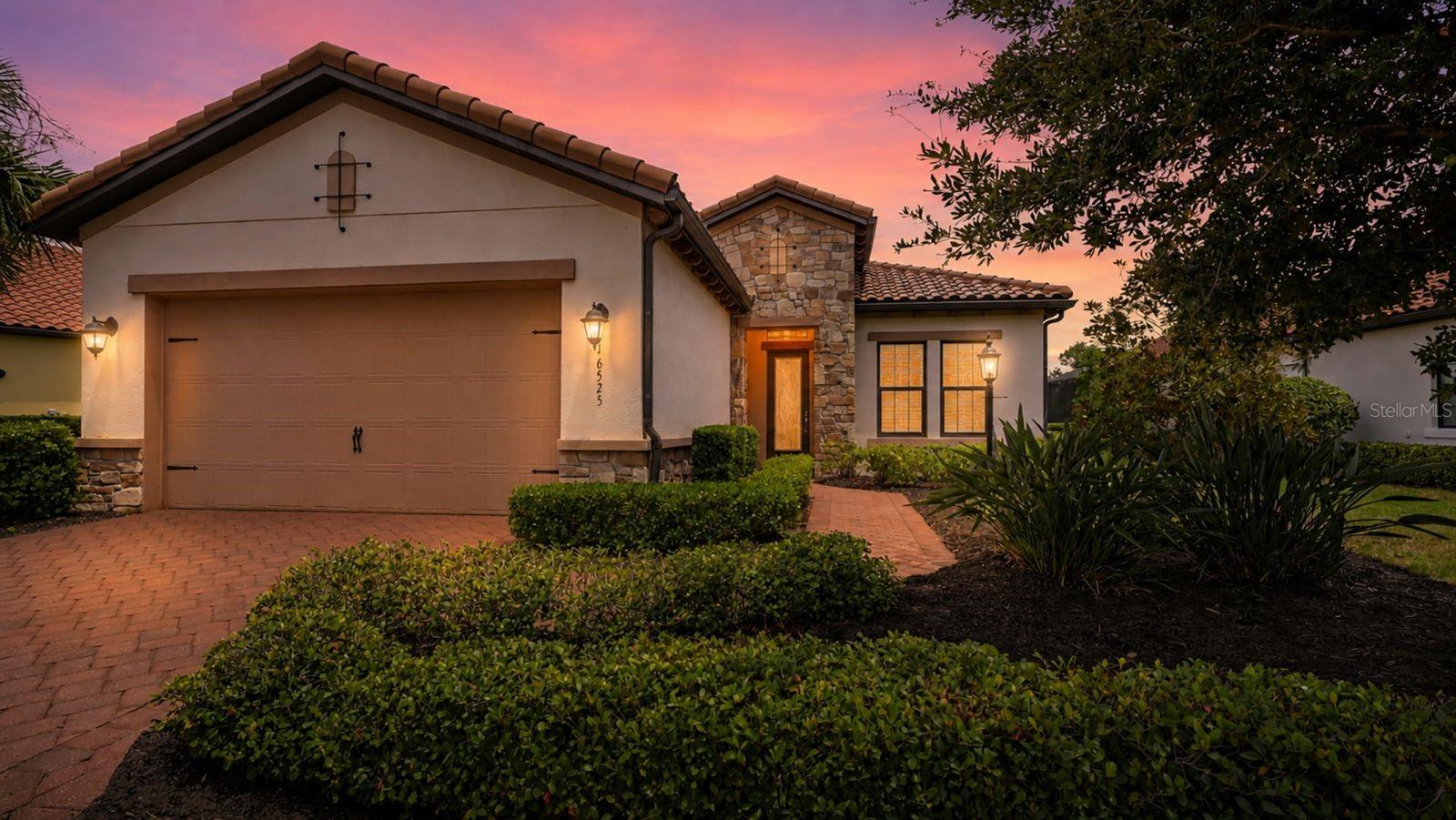 Photo of 16525 HILLSIDE CIRCLE LAKEWOOD RANCH FL 34202