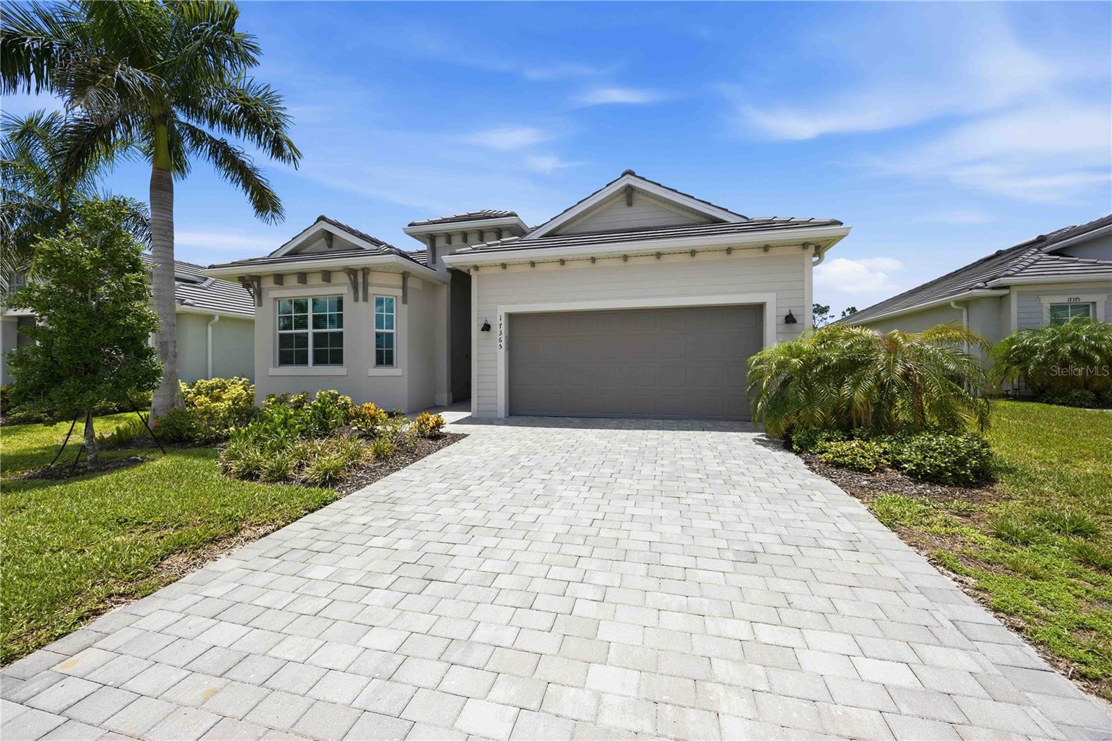 Photo of 17365 JADESTONE COURT VENICE FL 34293