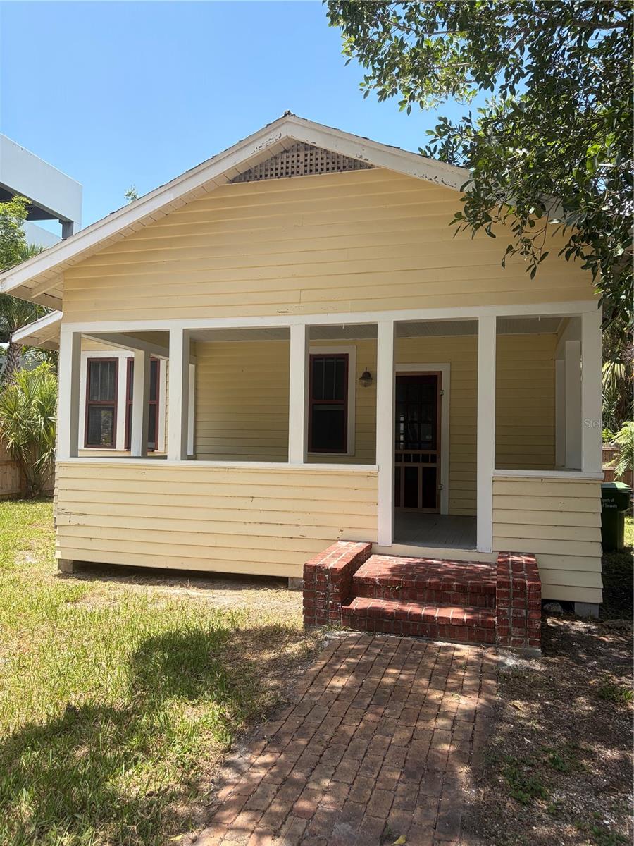 Photo of 1555 7TH STREET SARASOTA FL 34236