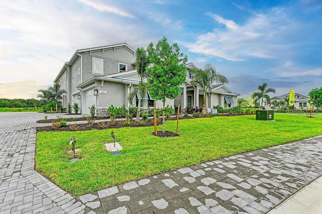 Photo of 10016 REMBRANDT WAY #102 BRADENTON FL 34212