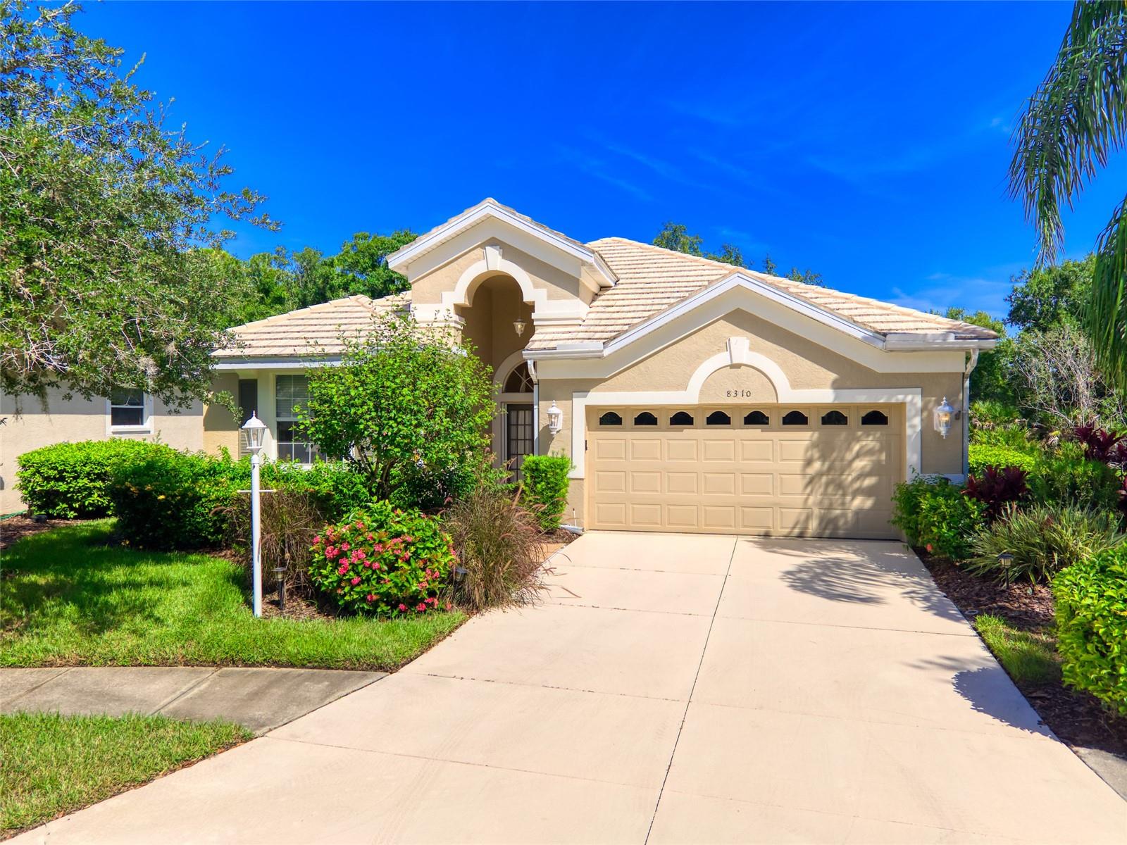 Photo of 8310 WHISPERING WOODS COURT BRADENTON FL 34202