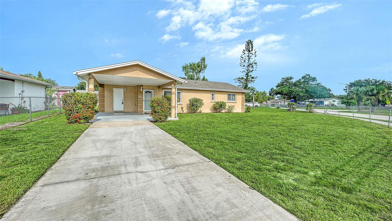 Photo of 3307 NEWTOWN BOULEVARD SARASOTA FL 34234