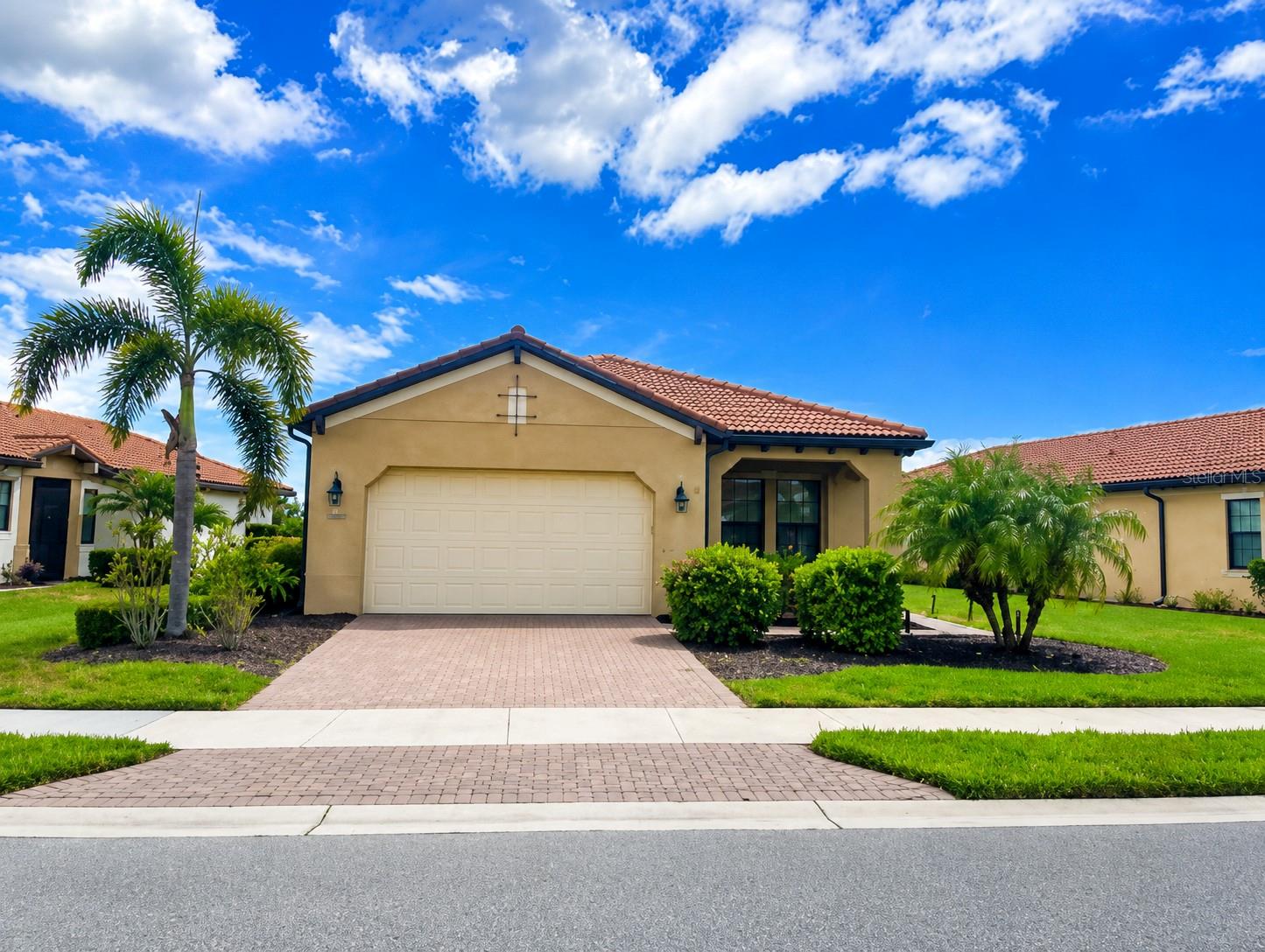 Photo of 10485 CROOKED CREEK DRIVE VENICE FL 34293