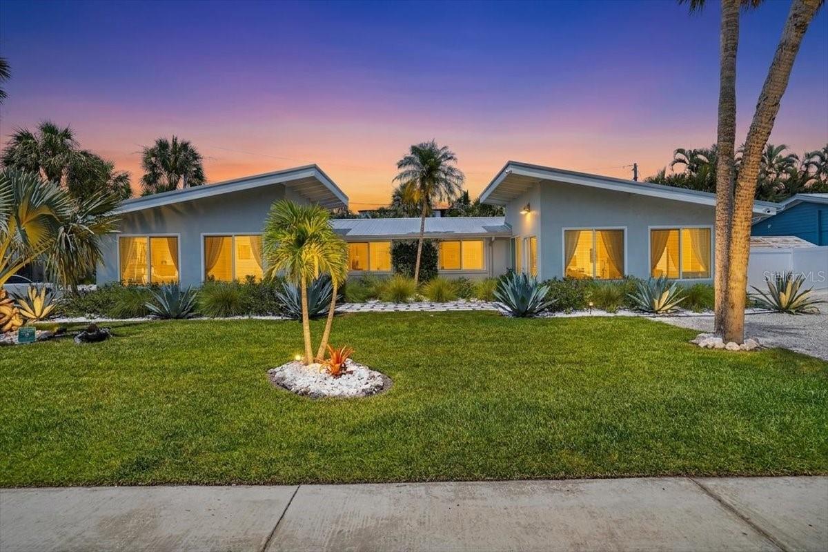 Photo of 6203 HOLMES BOULEVARD HOLMES BEACH FL 34217