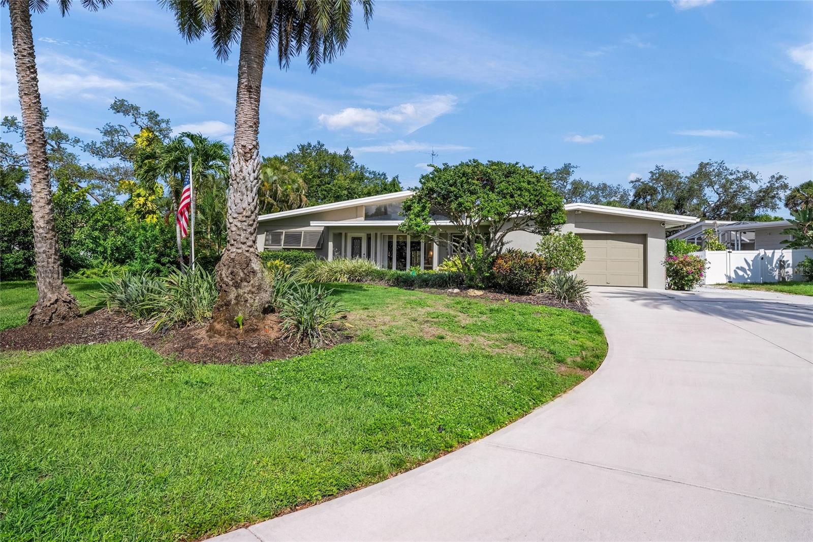 Photo of 7616 COVE TERRACE SARASOTA FL 34231