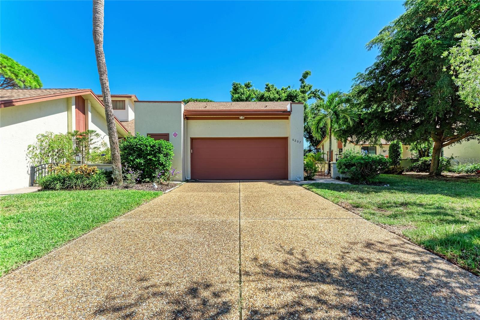 Photo of 6207 COURTSIDE DRIVE #23 BRADENTON FL 34210