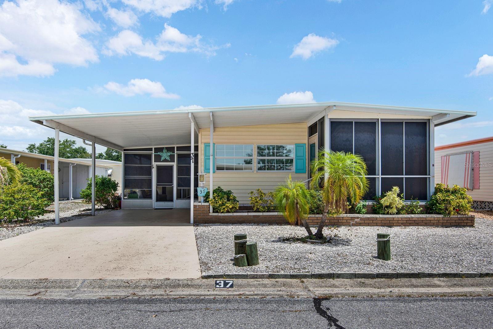 Photo of 37 CABALLO WAY BRADENTON FL 34209