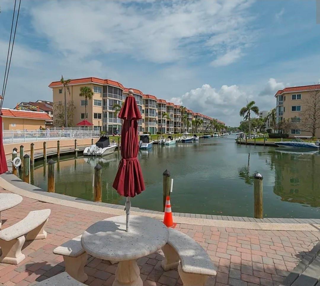 Photo of 1250 N PORTOFINO DRIVE #301 SARASOTA FL 34242
