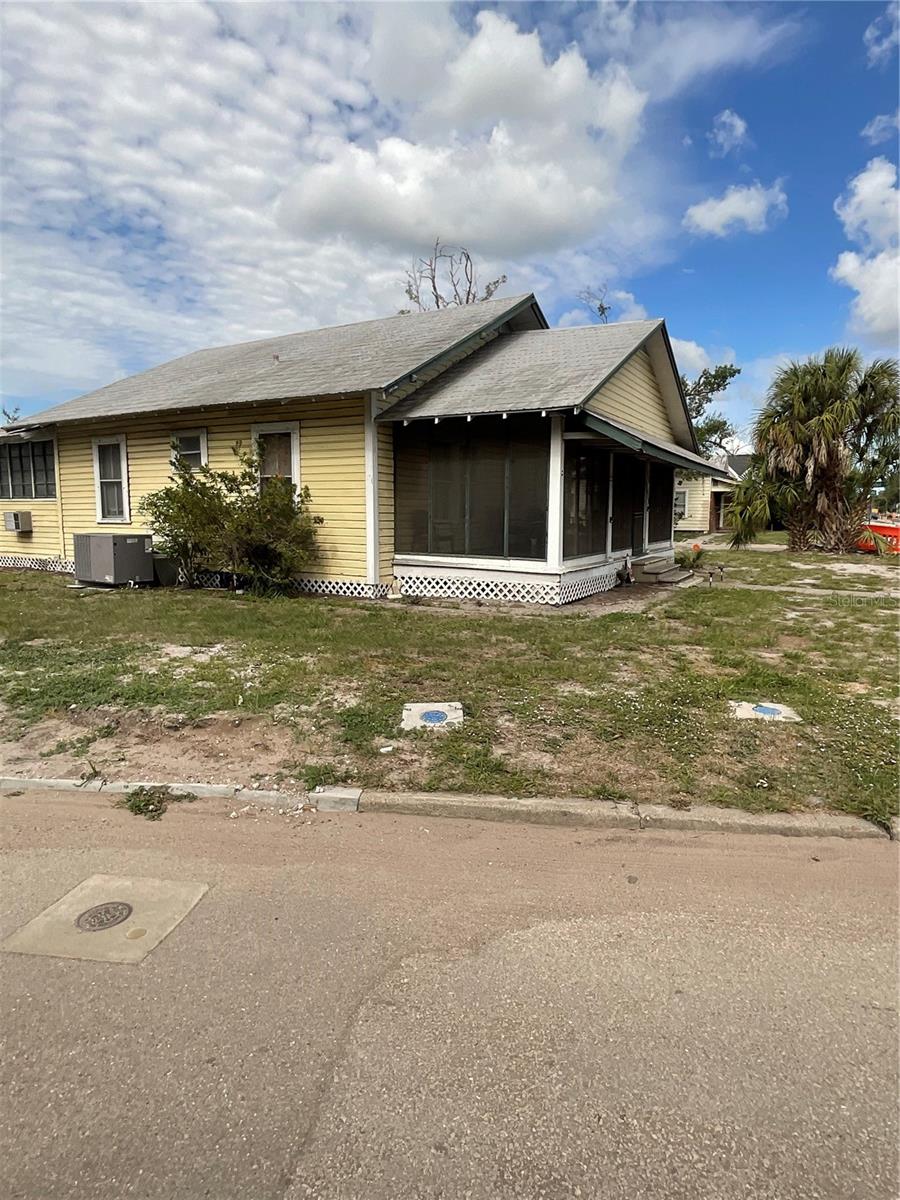 Photo of 628 E MAGNOLIA STREET ARCADIA FL 34266