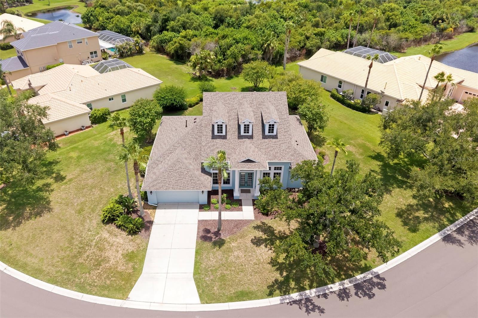 Photo of 1111 BRAMBLING COURT BRADENTON FL 34212
