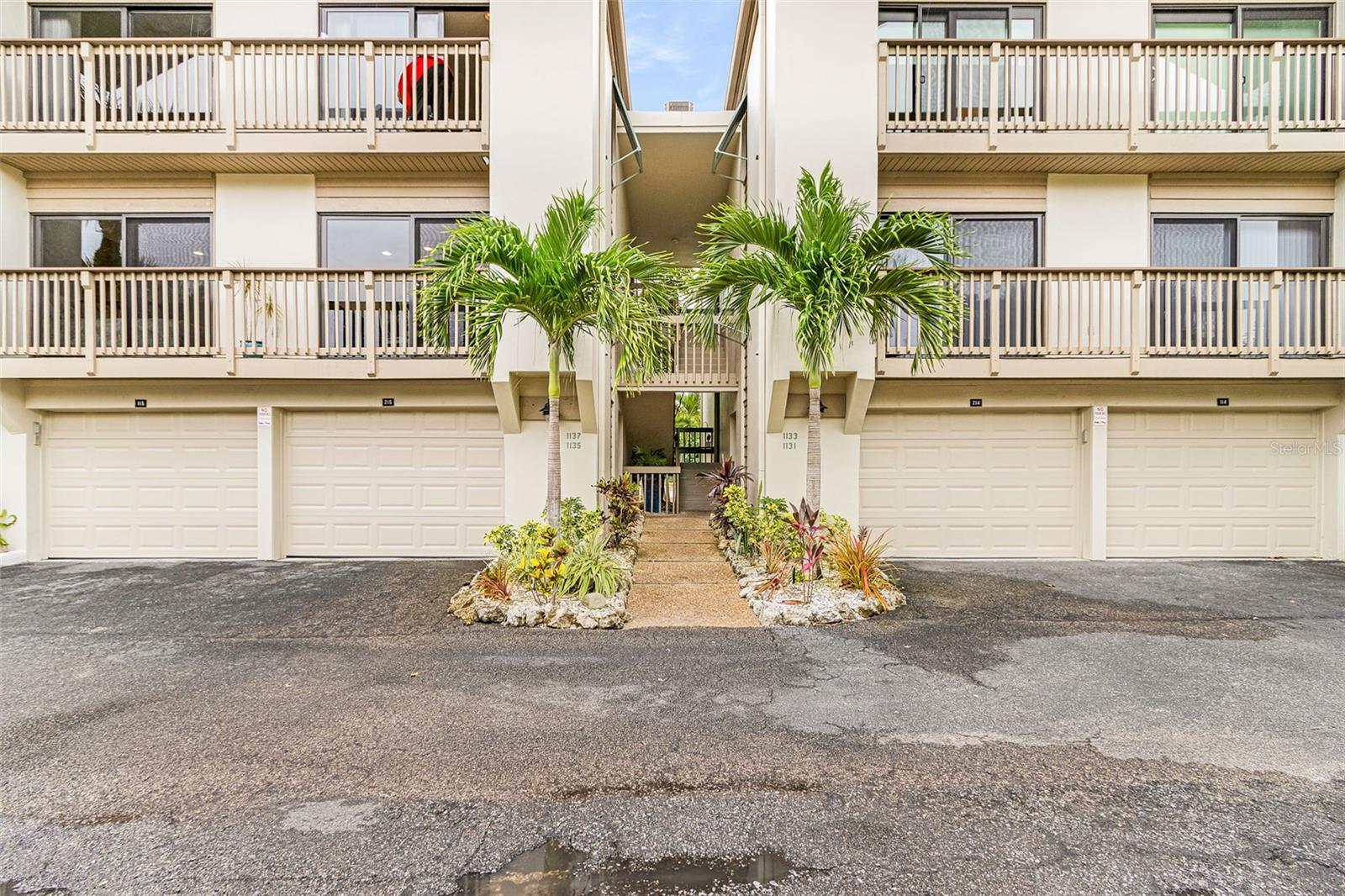 Photo of 1135 LAKE HOUSE CIRCLE #C115 SARASOTA FL 34242