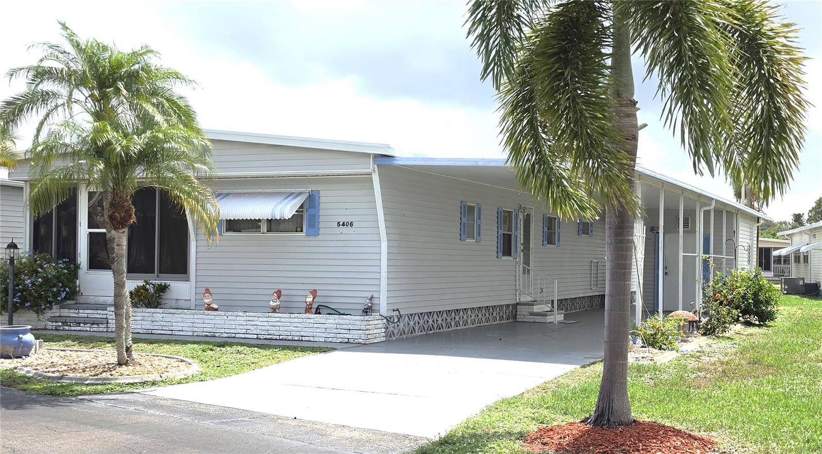 Photo of 5406 BALI COURT BRADENTON FL 34207