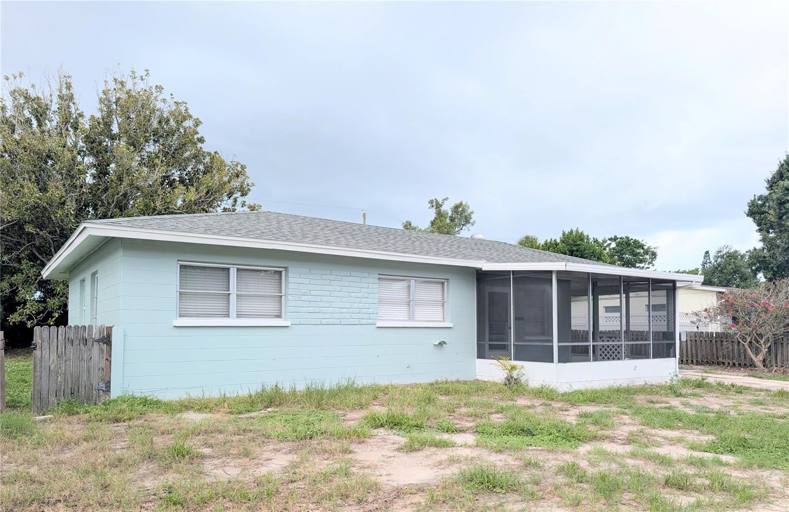 Photo of 1708 BAYSHORE GARDENS PARKWAY BRADENTON FL 34207