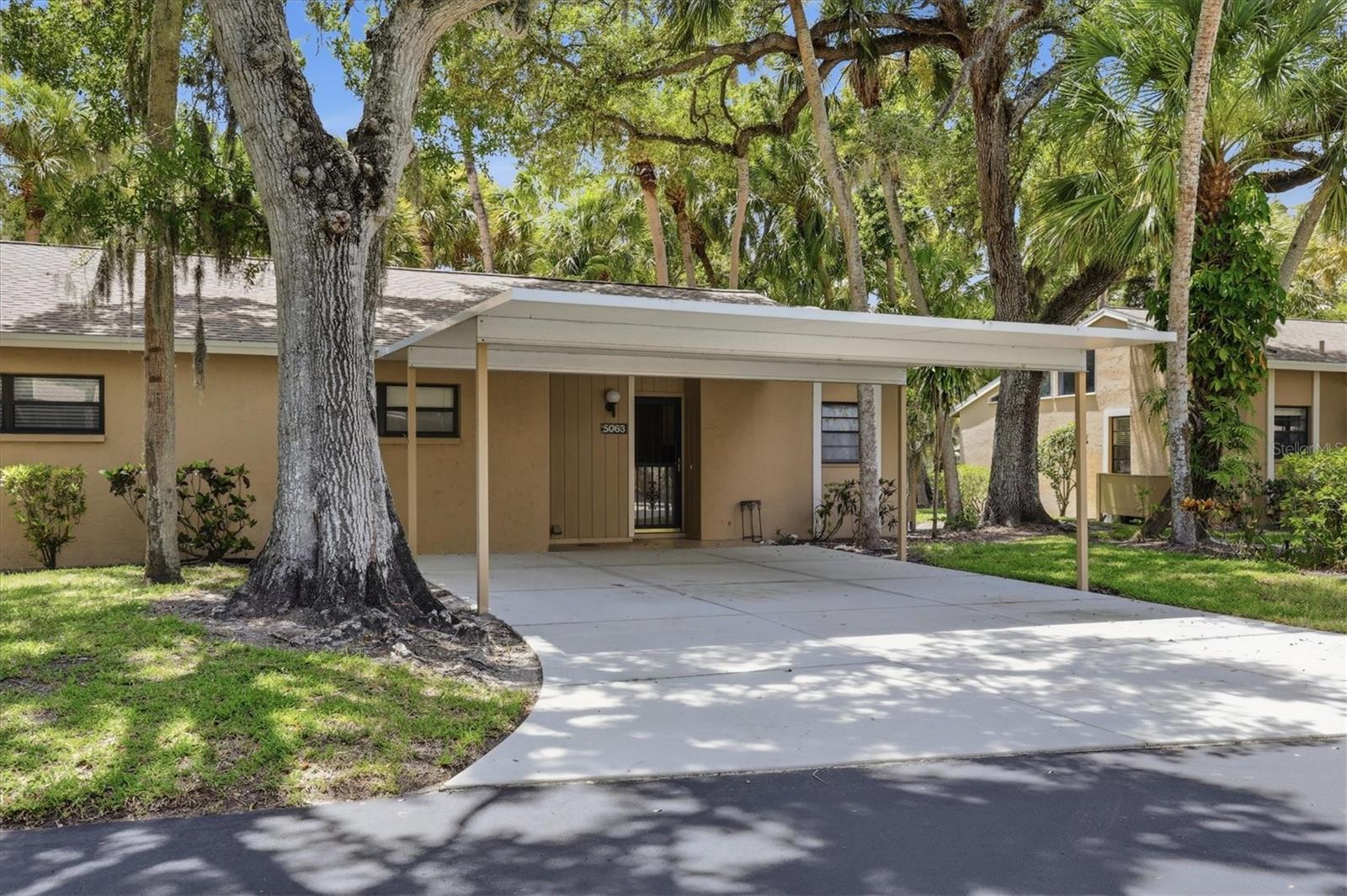 Photo of 5063 VILLAGE GARDENS DRIVE #9 SARASOTA FL 34234