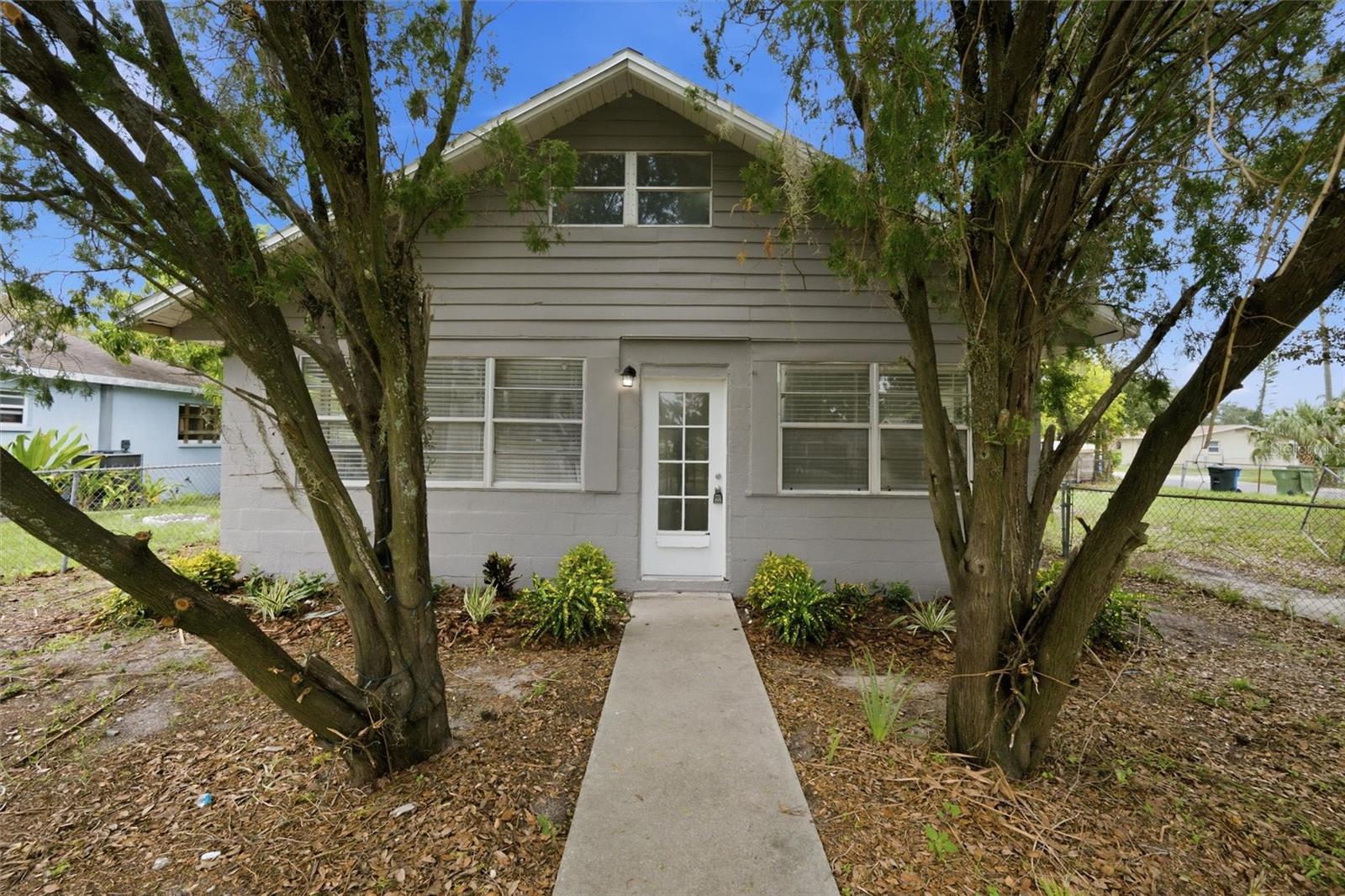 Photo of 2425 9TH AVENUE BRADENTON FL 34208