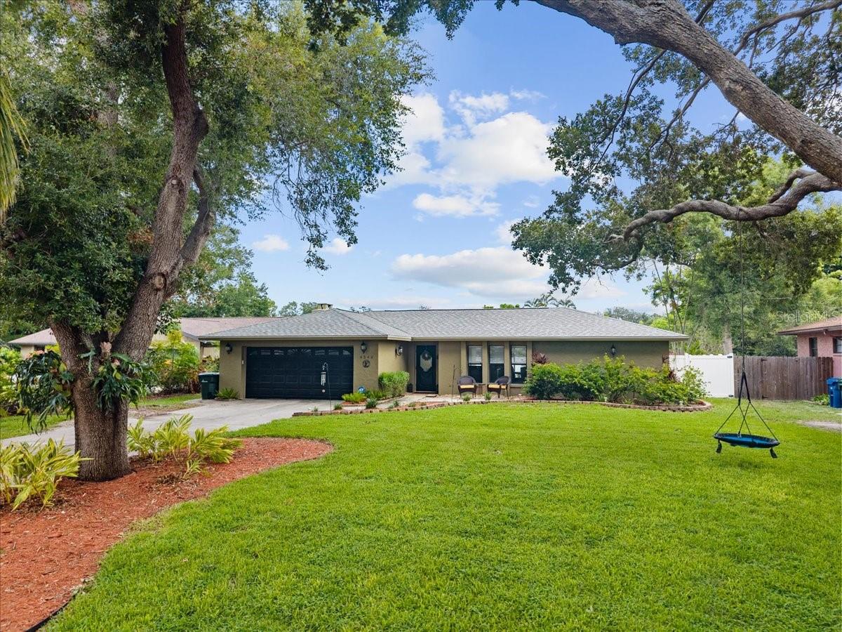 Photo of 4346 MEADOWLAND CIRCLE SARASOTA FL 34233