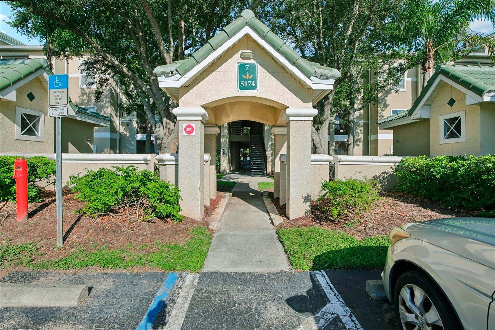 Photo of 5174 NORTHRIDGE ROAD #104 SARASOTA FL 34238