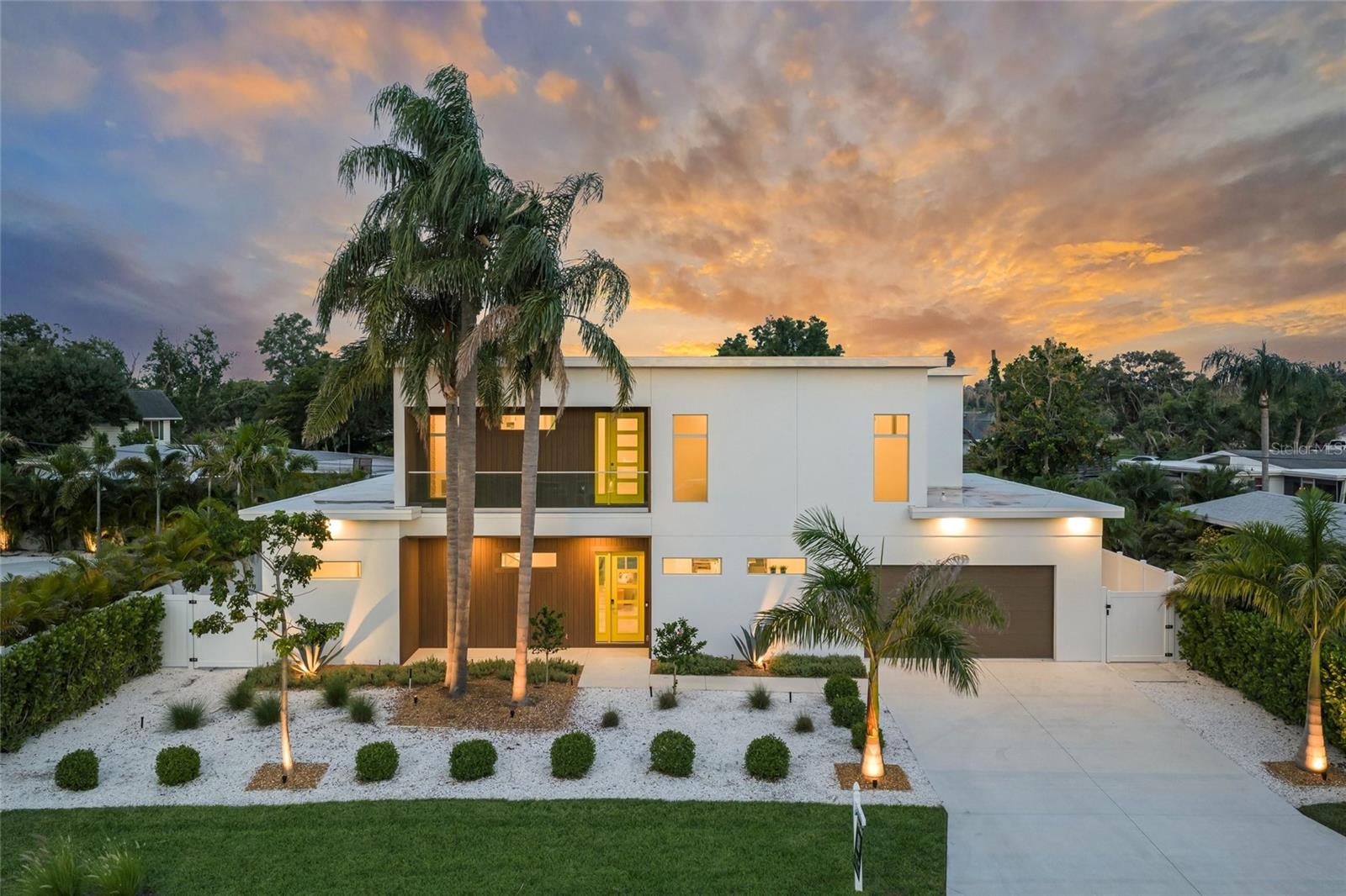 Photo of 2532 FRUIT TREE DRIVE SARASOTA FL 34239