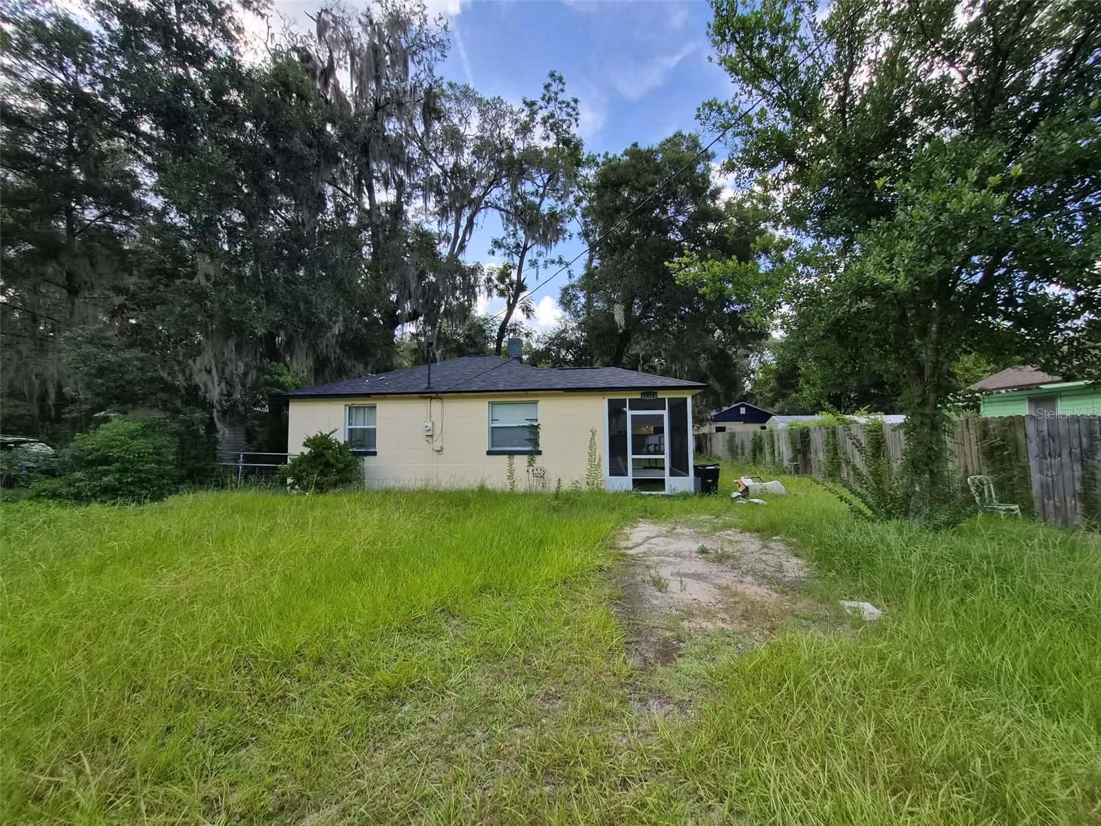 Photo of 1012 NW 31ST AVENUE GAINESVILLE FL 32609