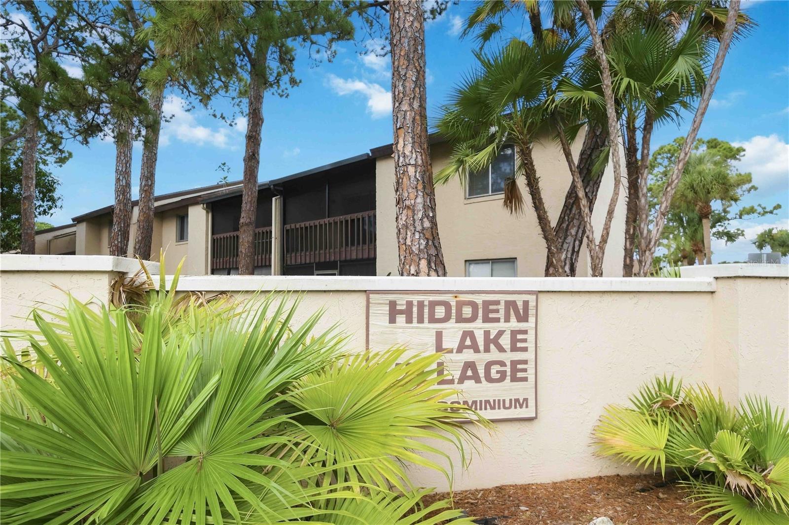 Photo of 2752 HIDDEN LAKE BOULEVARD #C SARASOTA FL 34237