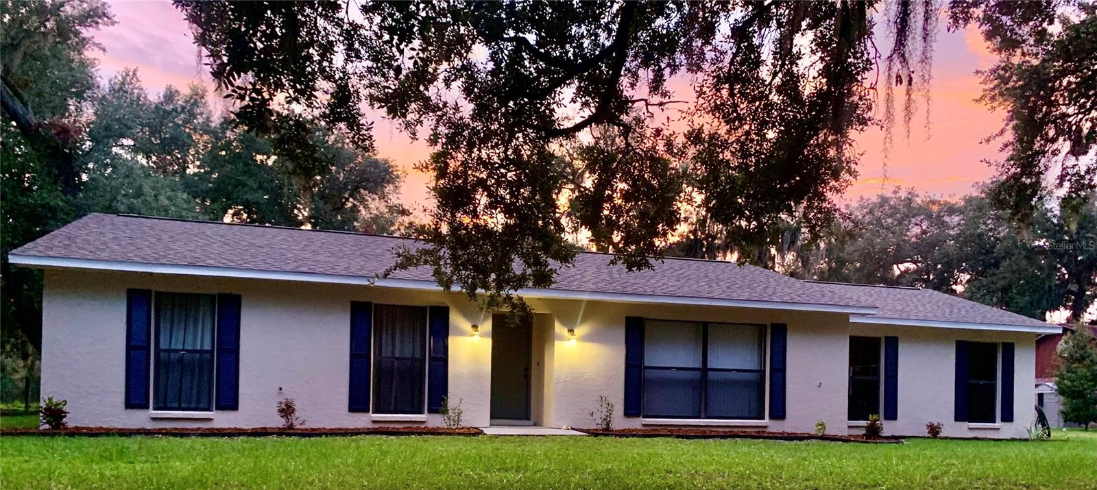 Photo of 660 SUNDANCE TRAIL WIMAUMA FL 33598