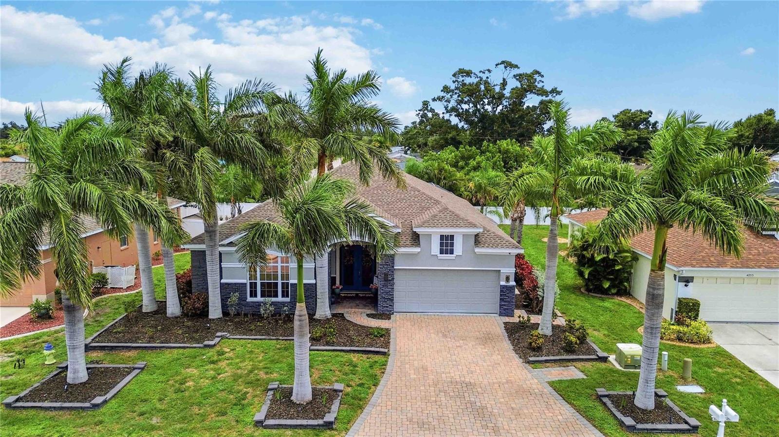 Photo of 4251 TENNYSON WAY VENICE FL 34293