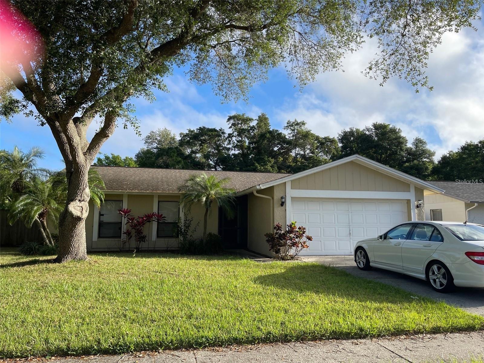 Photo of 518 BRYAN VALLEY COURT BRANDON FL 33511